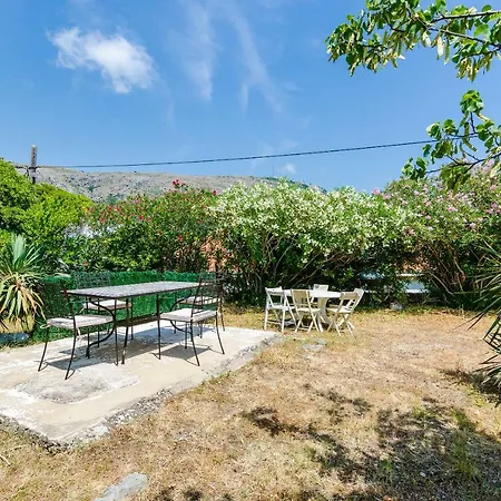 Villa Leonora